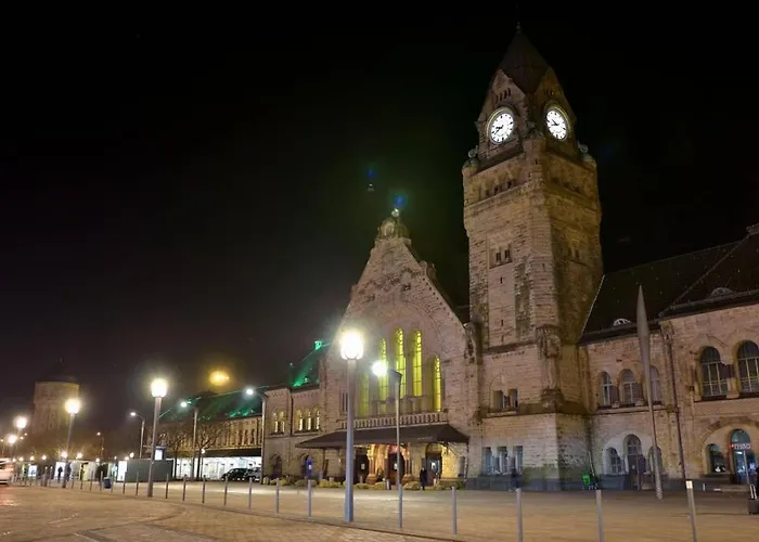La Chambre Noire Au Coeur De Metz